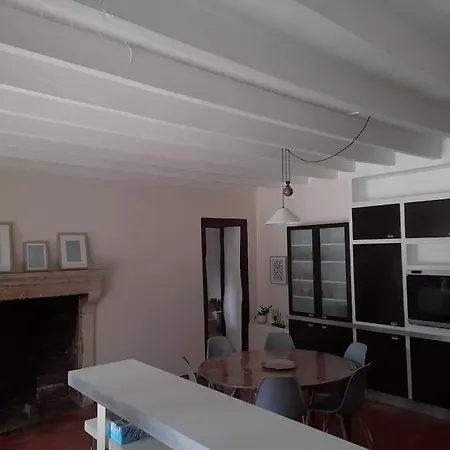 Du Louvanto Bonnes (Vienne)