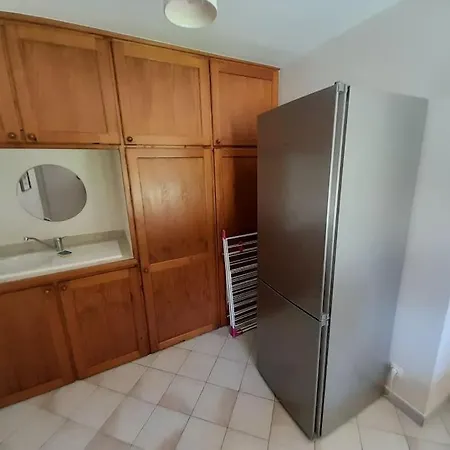 Du Louvanto Bonnes (Vienne)