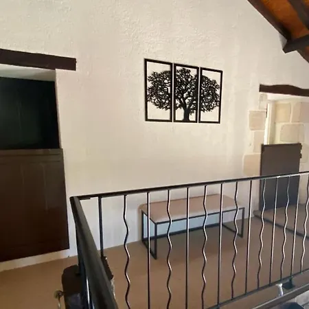 Du Louvanto Bonnes (Vienne)