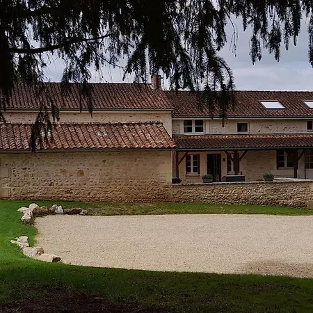 Du Louvanto Prázdninový dům Bonnes (Vienne)