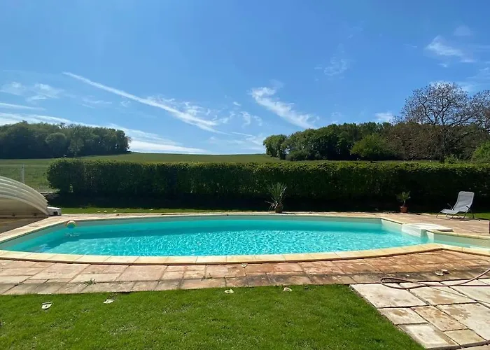 Du Louvanto * Bonnes (Vienne)