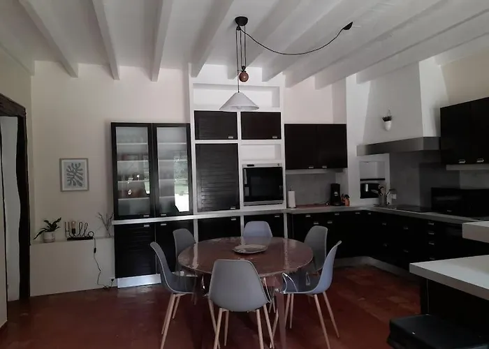 別荘 Du Louvanto Bonnes (Vienne)