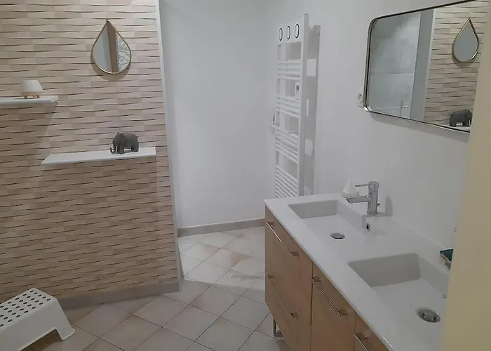 Du Louvanto * Bonnes (Vienne)